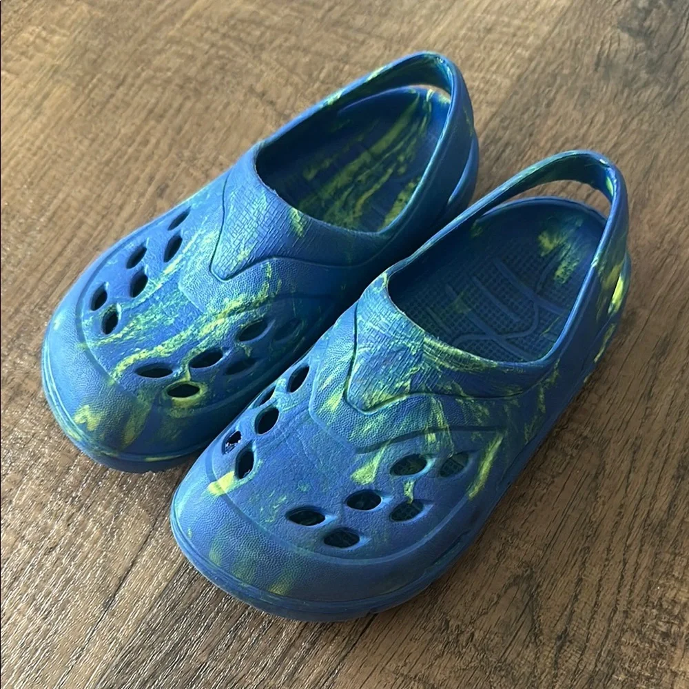 Kids Blue and Green Slip-On Shoes Toddler Boys' Clog Sandal size 11 - Picture 1 of 8